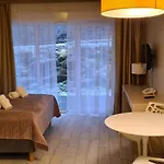 Apartment Czarna Gora Is 8 *